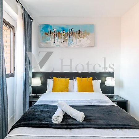 Ayz Sierra De Meira - Auto Check-In Property (Adults Only) มาดริด ภายนอก รูปภาพ