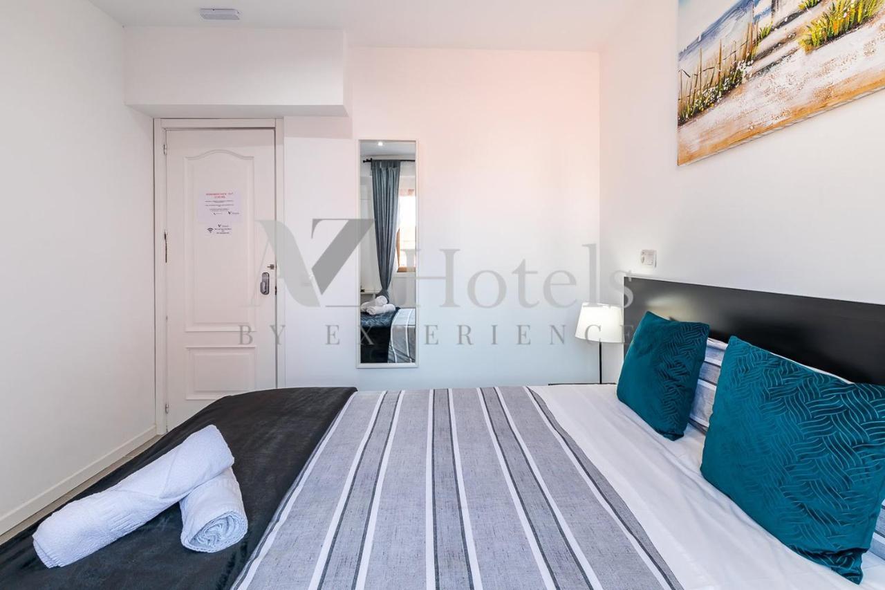 Ayz Sierra De Meira - Auto Check-In Property (Adults Only) มาดริด ภายนอก รูปภาพ