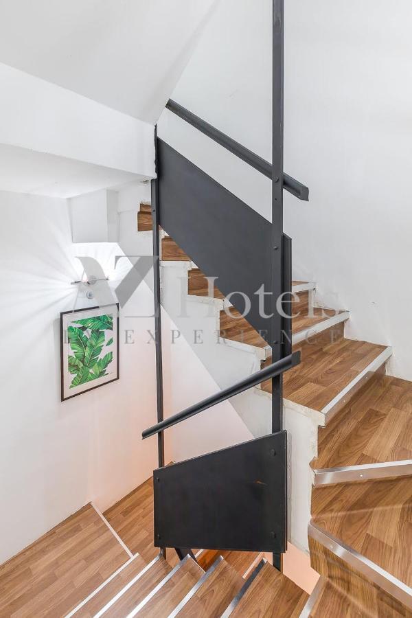 Ayz Sierra De Meira - Auto Check-In Property (Adults Only) มาดริด ภายนอก รูปภาพ