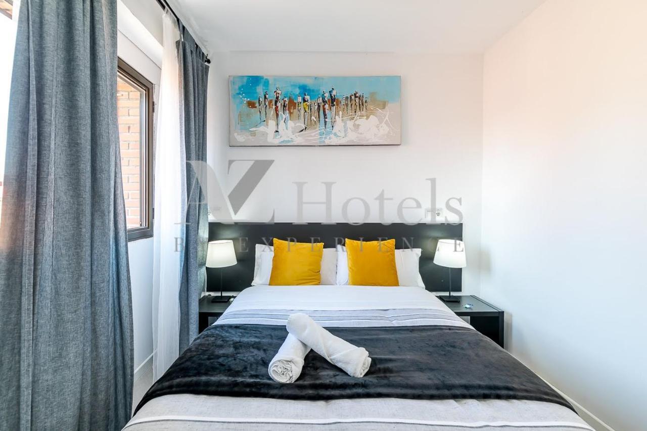 Ayz Sierra De Meira - Auto Check-In Property (Adults Only) มาดริด ภายนอก รูปภาพ